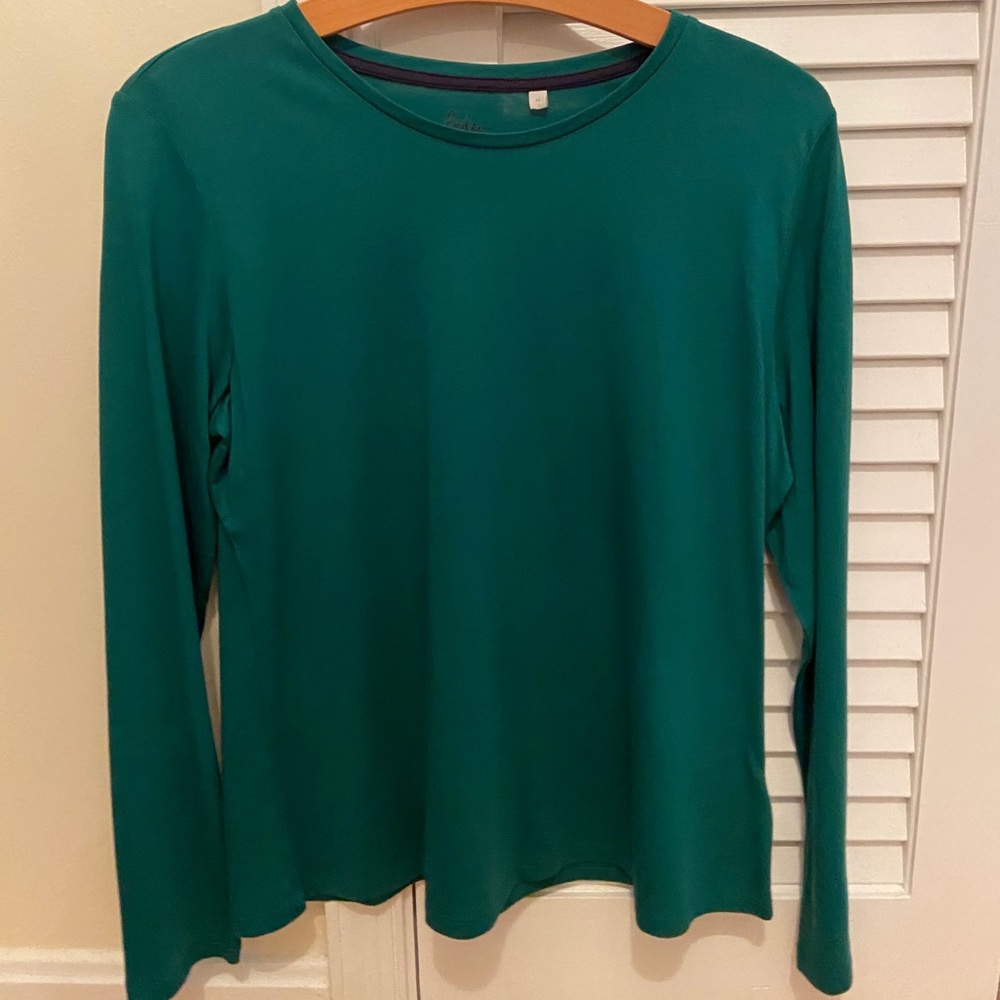 Boden basic green long sleeved t-shirt